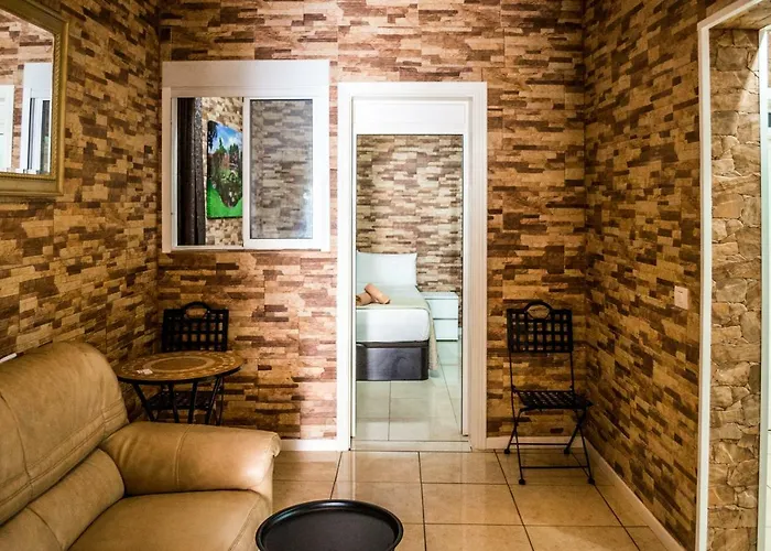 בית הארחה Poseidon - Hm 3*