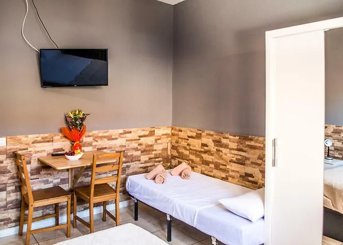 Poseidon - Hm בית הארחה 3*